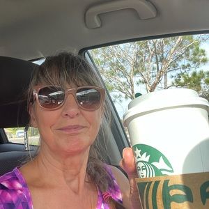 Meet your Posher, Donna